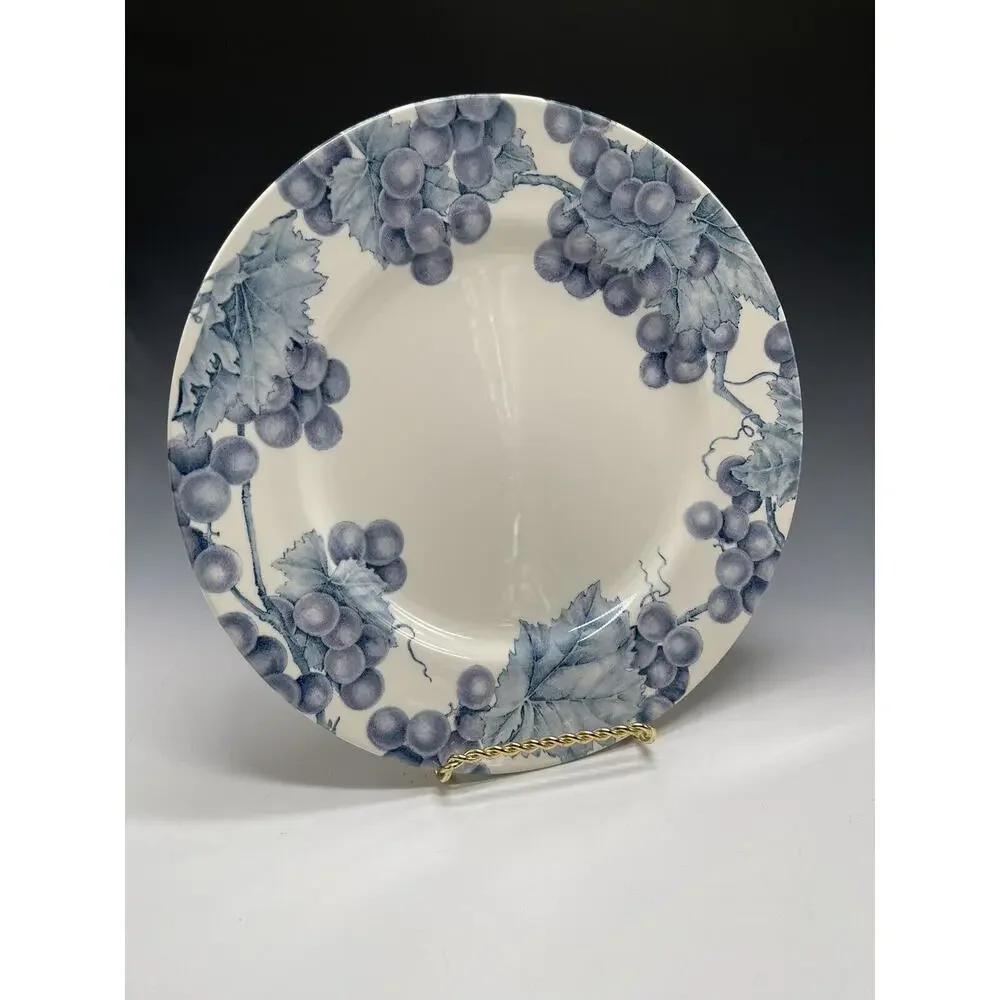 Pier 1 Vineyard Angleterre England Dinner Plate‎ Grapes & Leaves 10.75